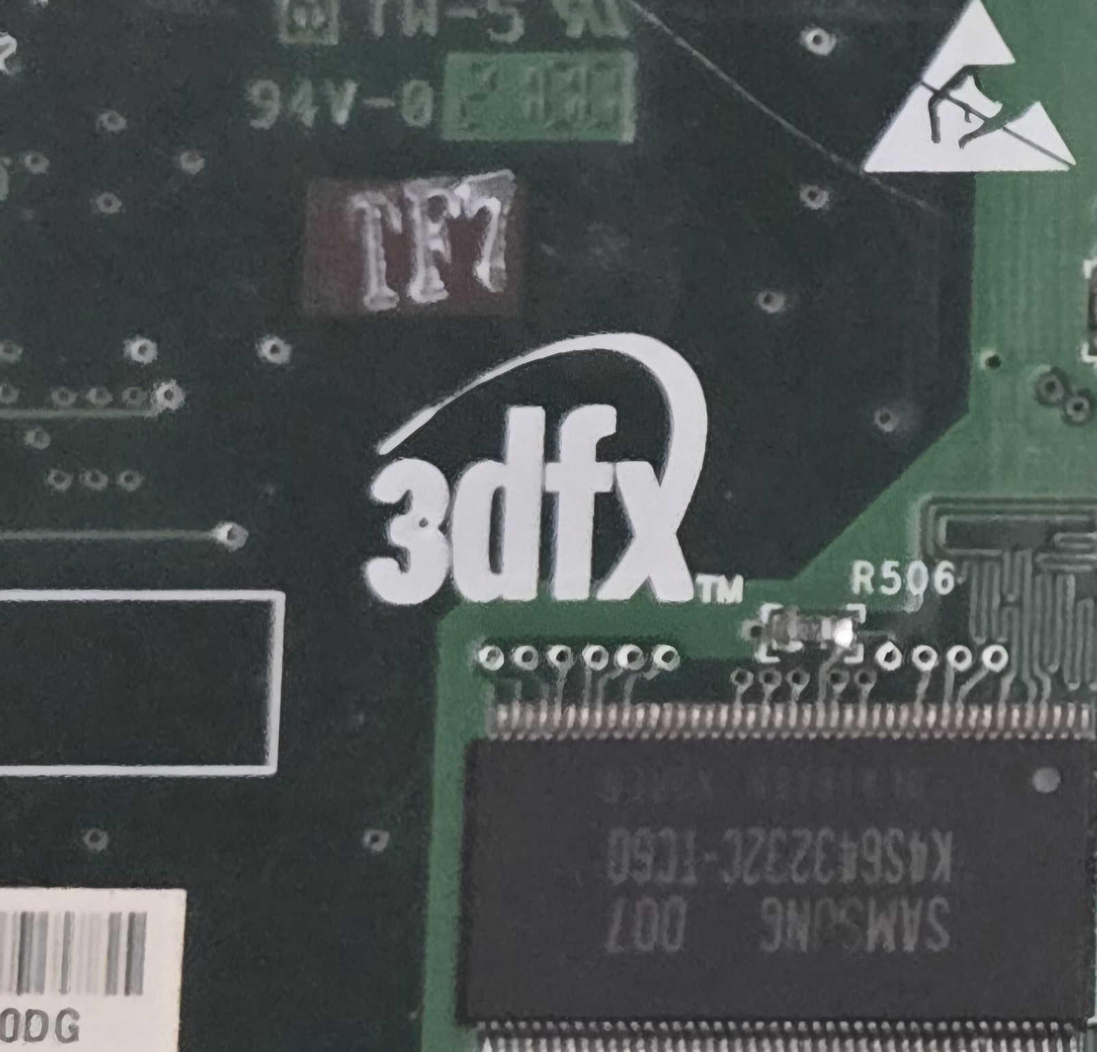 Vinatge 3DFX Voodoo 5 5500 64MB AGP Graphics Card - Untested Appears To Be Good