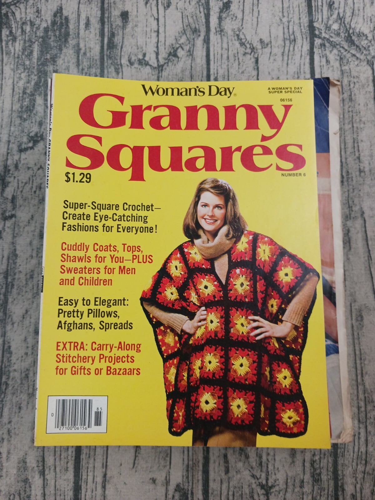 Lot Of (25) Vintage Crochet Magazines Afghans / Crochet - Pre-Owned, Acceptable Lot Of (25) Vintage Crochet Magazines Afghans / Crochet - Pre-Owned, Acceptable