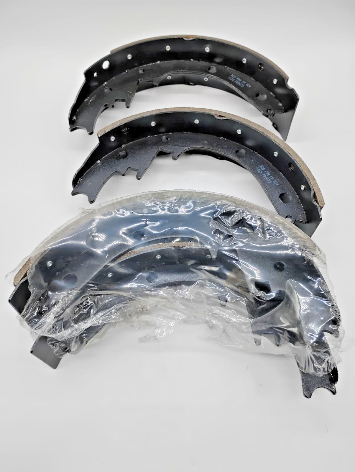 Bosch BS473R Rear Drum Brake Shoe Set – Premium OE Quality for Chevy C1500 K1500 Bosch BS473R Rear Drum Brake Shoe Set – Premium OE Quality for Chevy C1500 K1500