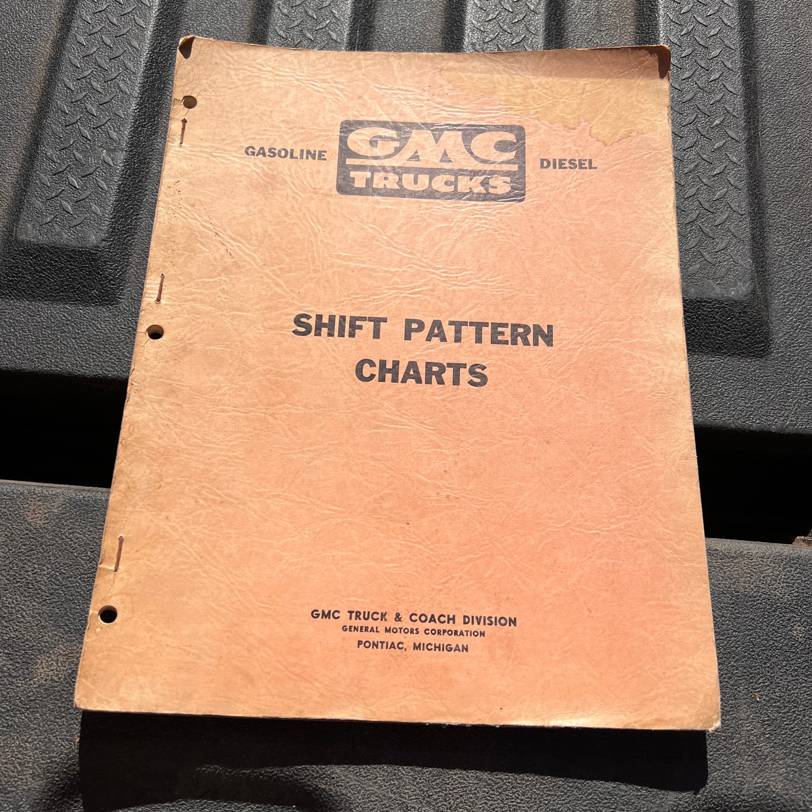 Vintage GMC Truck & Coach Divsion SHIFT PATTERN CHARTS RARE HTF DIESEL GAS Vintage GMC Truck & Coach Divsion SHIFT PATTERN CHARTS RARE HTF DIESEL GAS