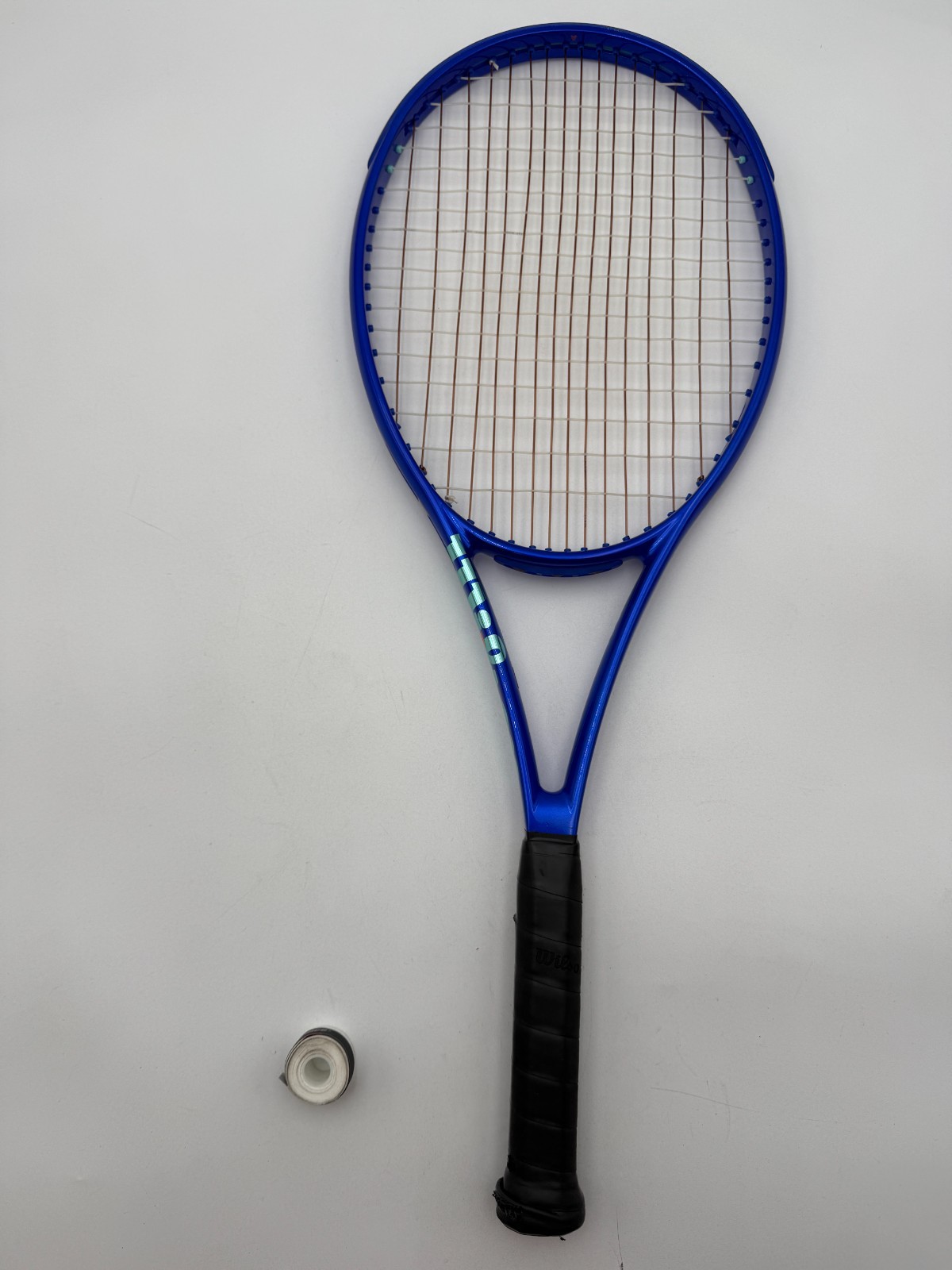 2025-26' Wilson Ultra Pro 16x18 V5 305G 4-1/4 (Mint Condition) 99sq in 2025-26' Wilson Ultra Pro 16x18 V5 305G 4-1/4 (Mint Condition) 99sq in