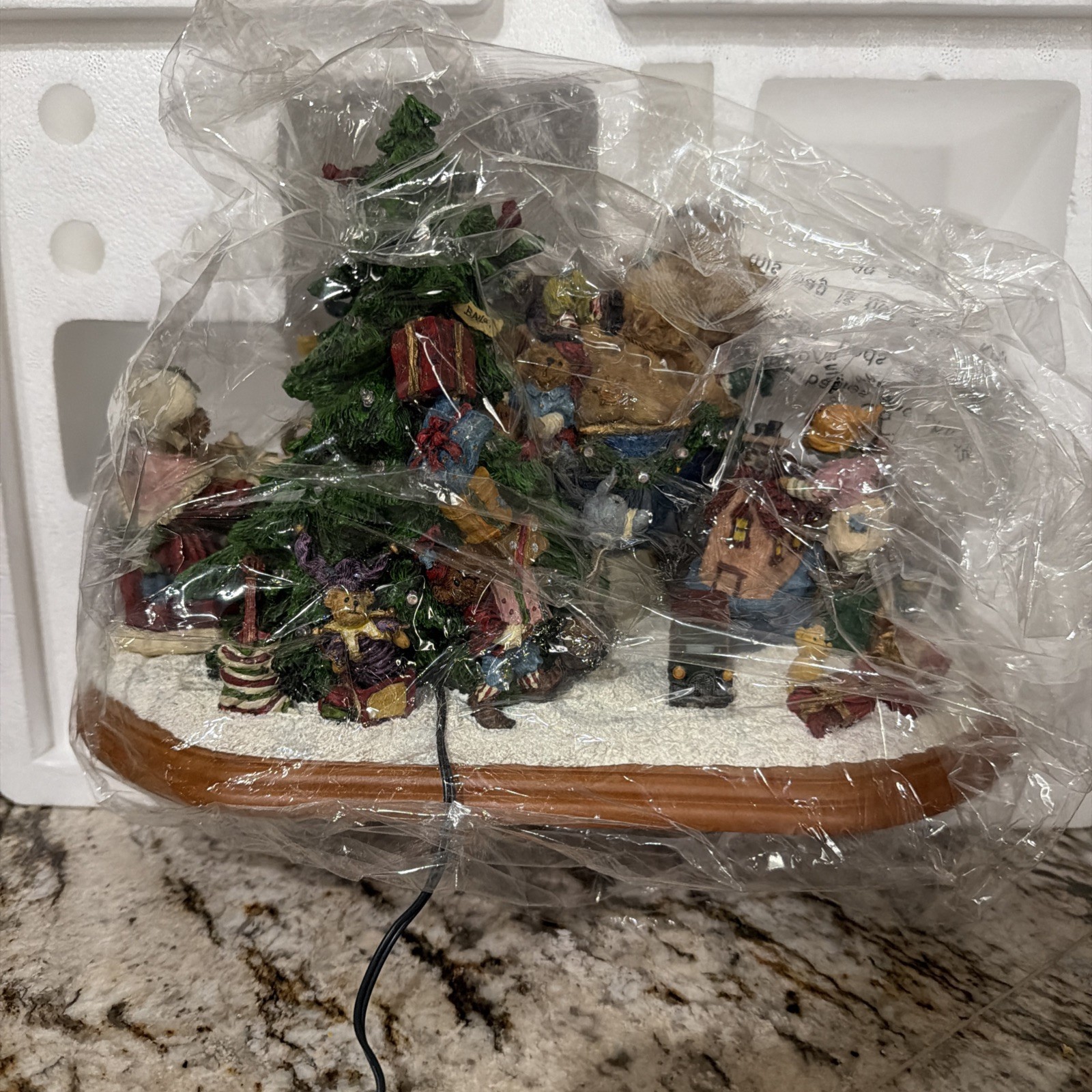 The Boyds Bears Chrismast Sleigh OPEN BOX The Boyds Bears Chrismast Sleigh OPEN BOX