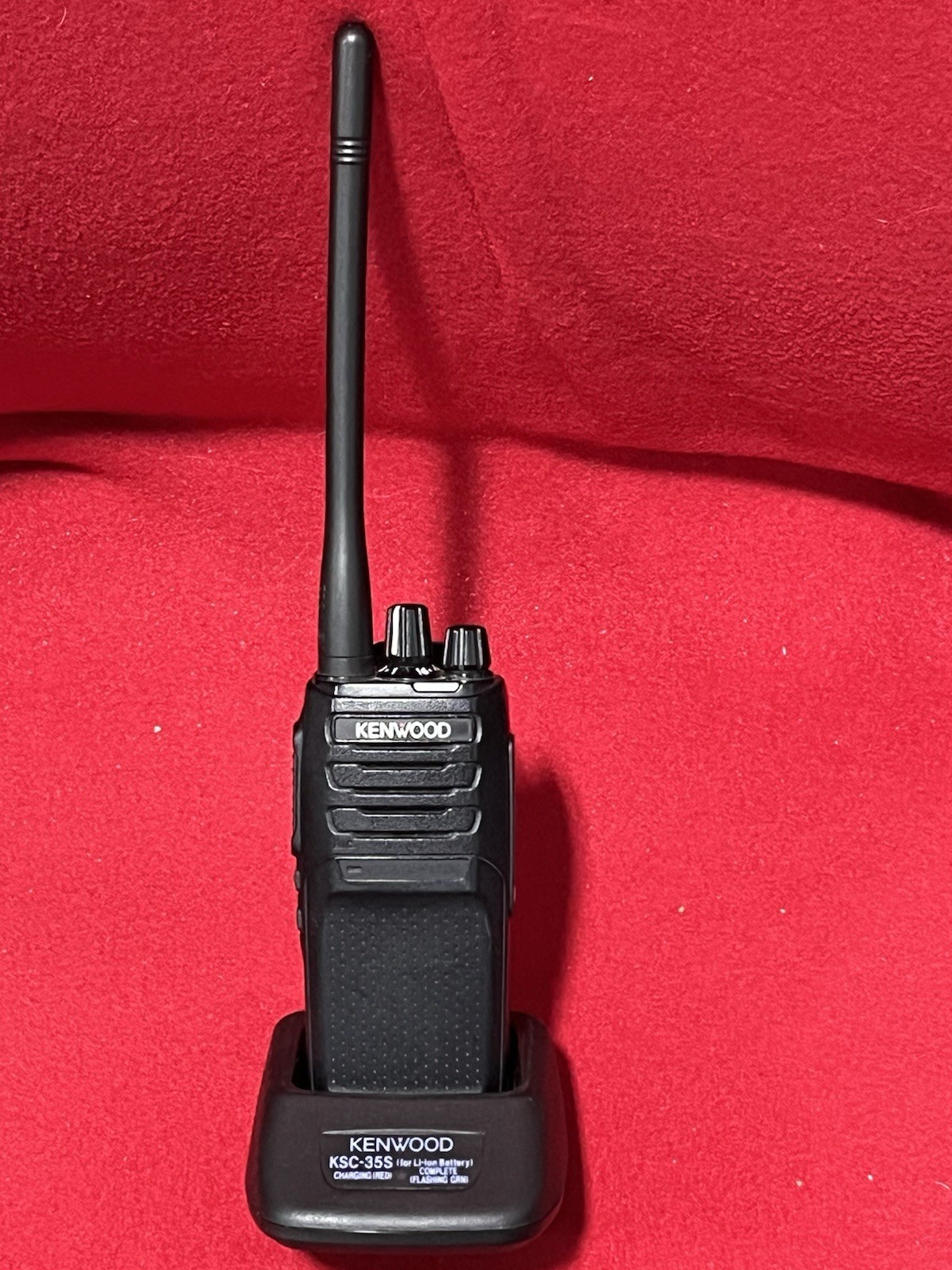 KENWOOD NX-1200 K AV 136-174MHz VHF Two Way Radio With Charger KENWOOD NX-1200 K AV 136-174MHz VHF Two Way Radio With Charger