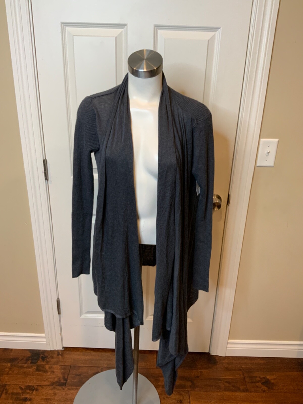 Lululemon Gray Cashmere Blend Asymmetrical Rib Knit Sleeve Cardigan, Size M