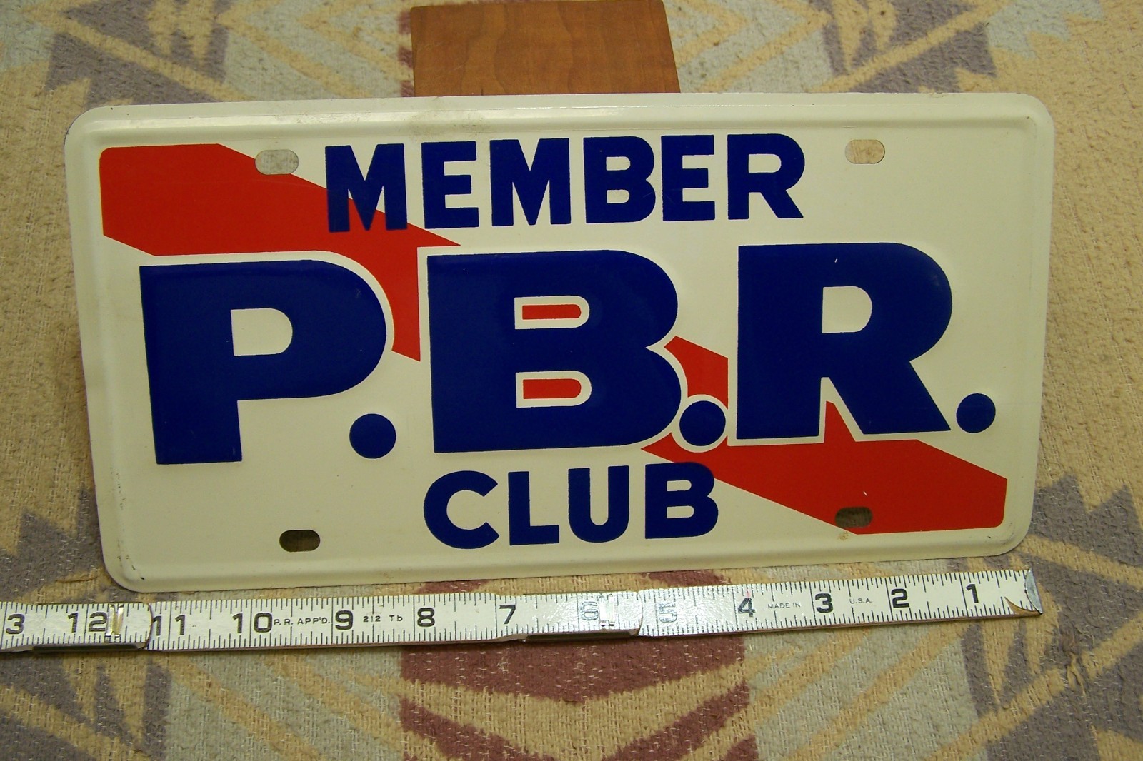 UNUSED EMBOSSED P.B.R. MEMBER CLUB METAL LICENSE PLATE PABST BLUE RIBBON BEER UNUSED EMBOSSED P.B.R. MEMBER CLUB METAL LICENSE PLATE PABST BLUE RIBBON BEER