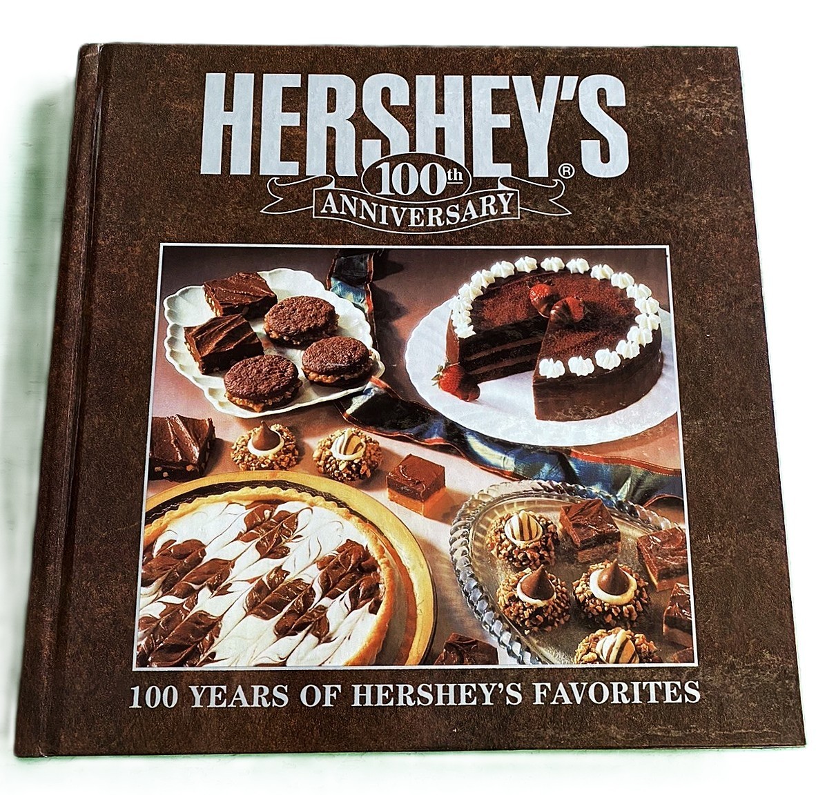 HERSHEY\'S 100th Anniversary Cookbook 100 Years HERSHEY\'S Favorites NEW Hardcover