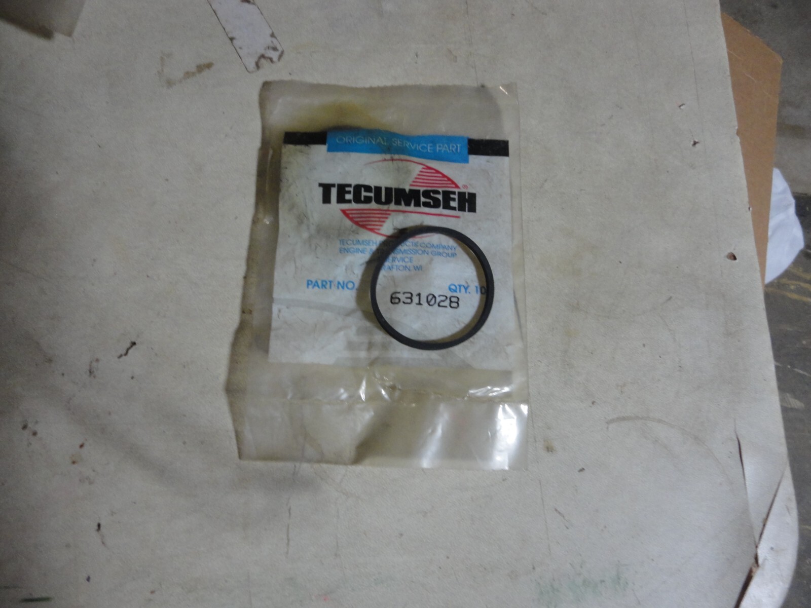 ONE NEW Genuine Tecumseh 631028 Carburetor Bowl Gasket 2-1/16\ ONE NEW Genuine Tecumseh 631028 Carburetor Bowl Gasket 2-1/16\