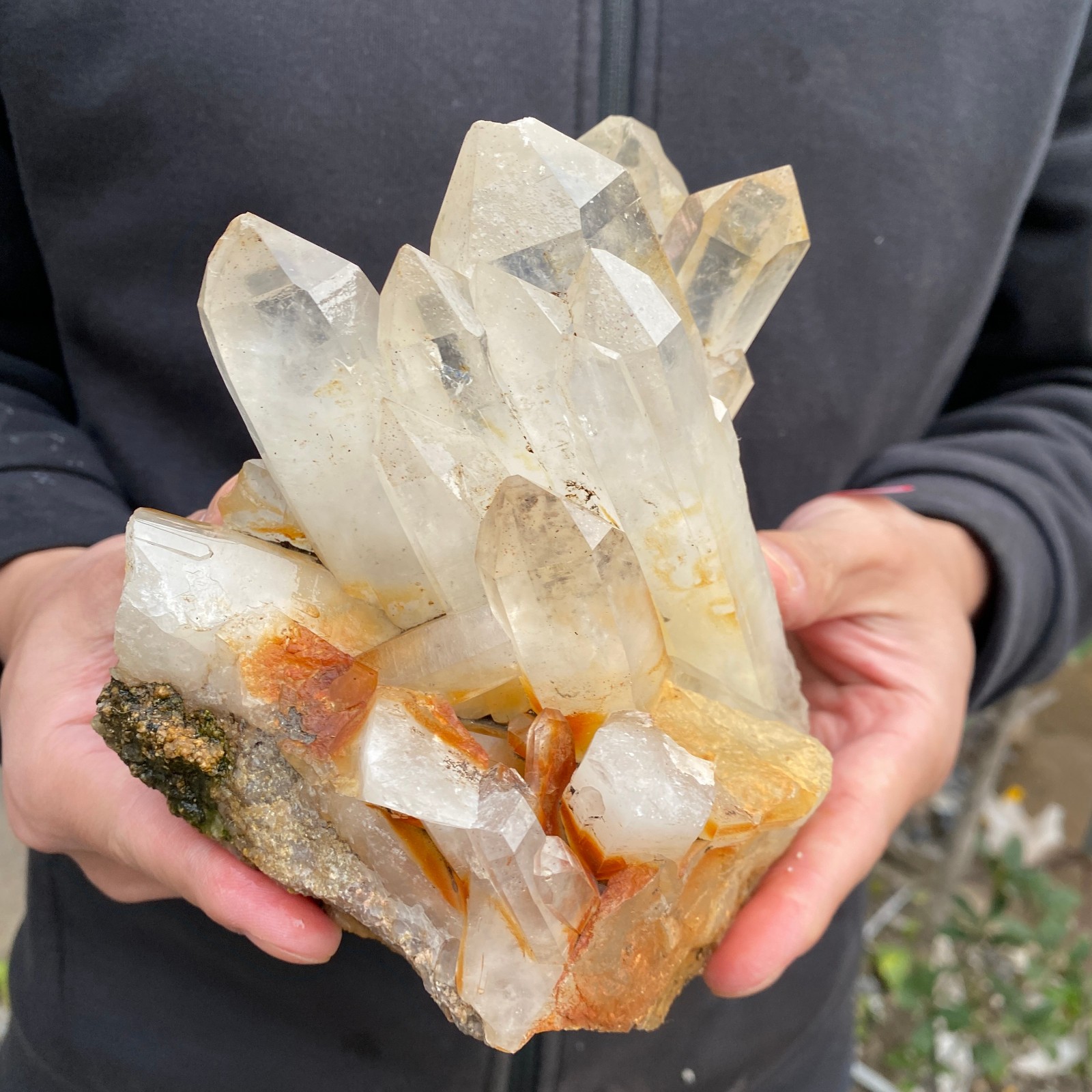4.1lb A+Large Natural clear white Crystal Himalayan quartz cluster /mineralsls