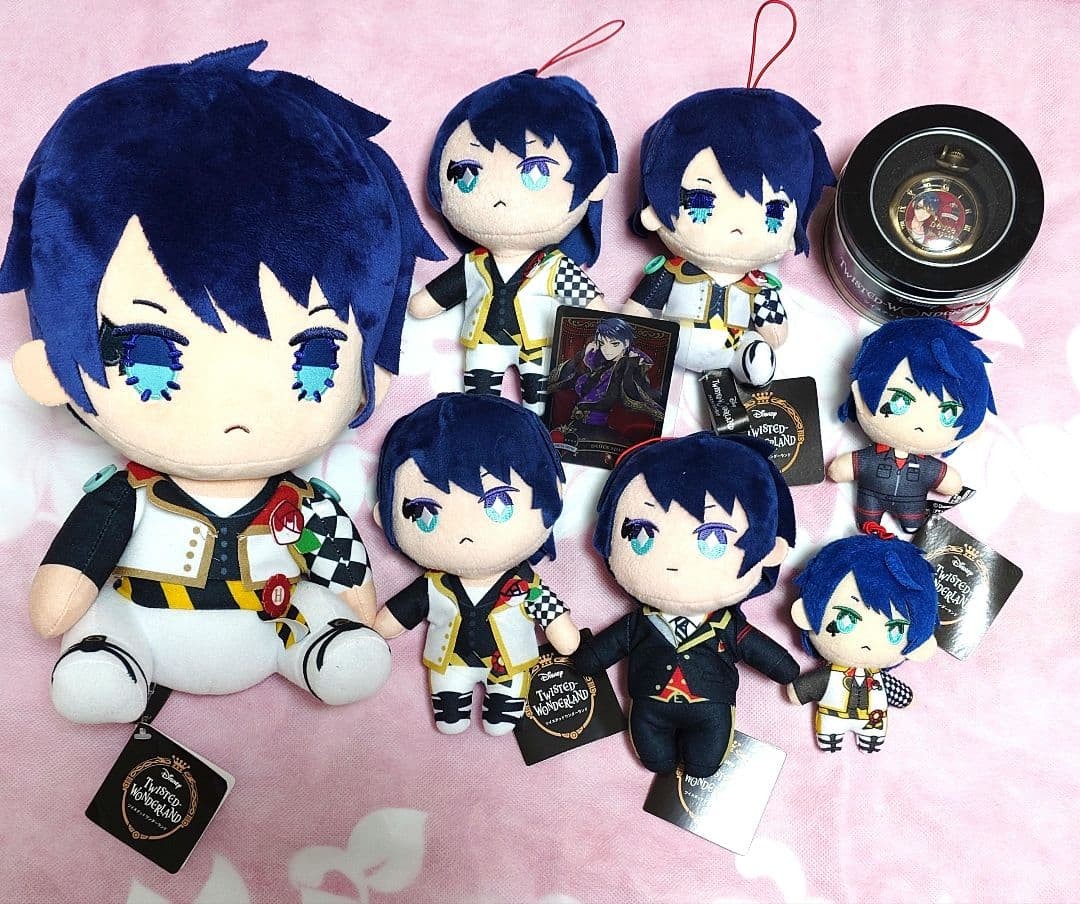 TwistedWonderland Deuce Spade & Heartslabyul Plush Mascot & Clock Set