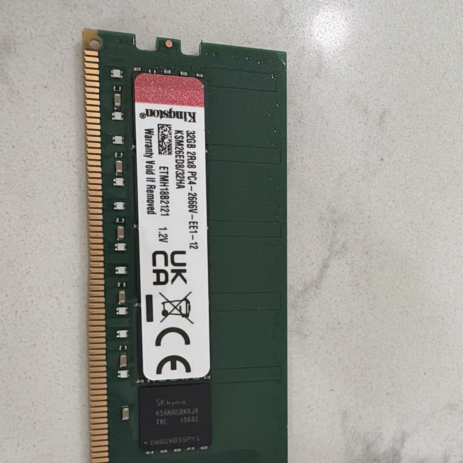 Kingston 32GB DDR4 PC4-2666V 288-Pin DIMM ECC RAM KSM26ED8/32HA Kingston 32GB DDR4 PC4-2666V 288-Pin DIMM ECC RAM KSM26ED8/32HA