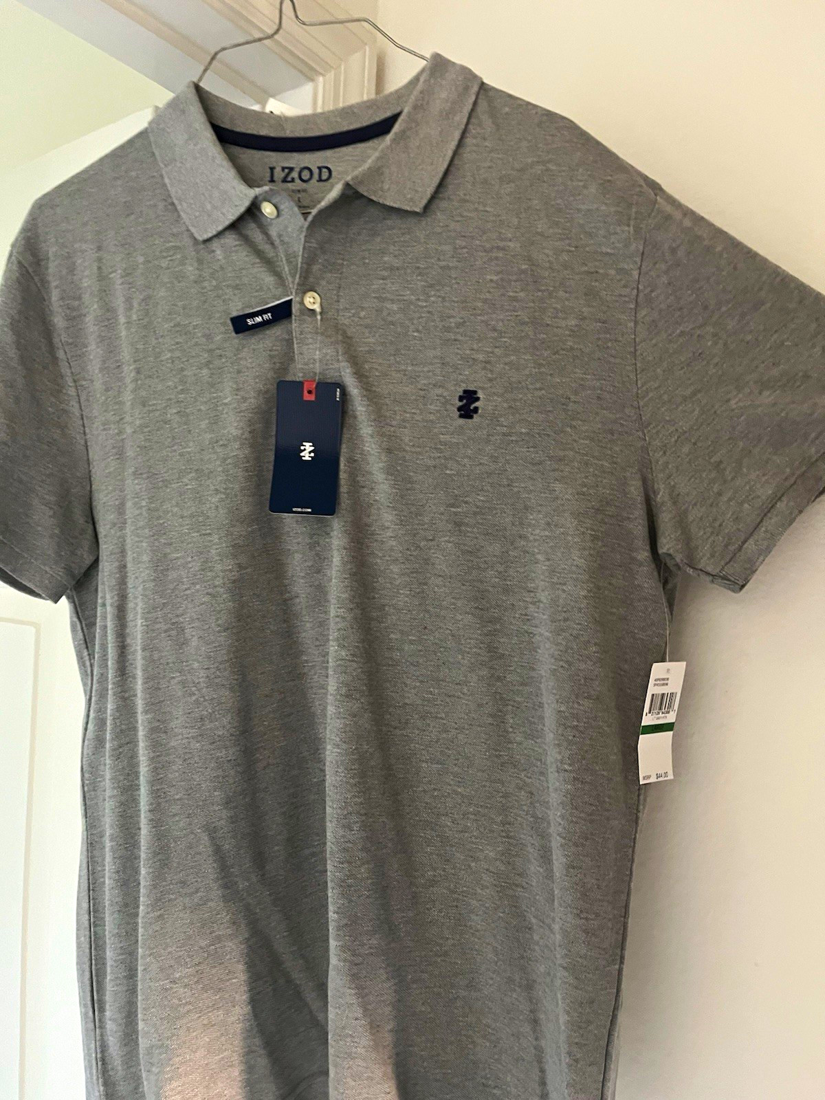 IZOD Men\'s Gray Solid Slim Fit Short Sleeve Collared Polo Shirt Logo L IZOD Men\'s Gray Solid Slim Fit Short Sleeve Collared Polo Shirt Logo L