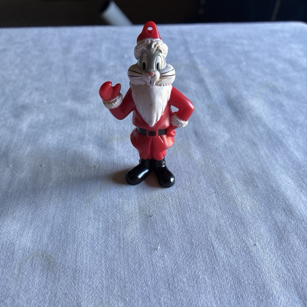 1989 Bugs Bunny Santa Claus Arby\'s and Looney Tunes Vintage Pvc Kids Meal Toy 1989 Bugs Bunny Santa Claus Arby\'s and Looney Tunes Vintage Pvc Kids Meal Toy