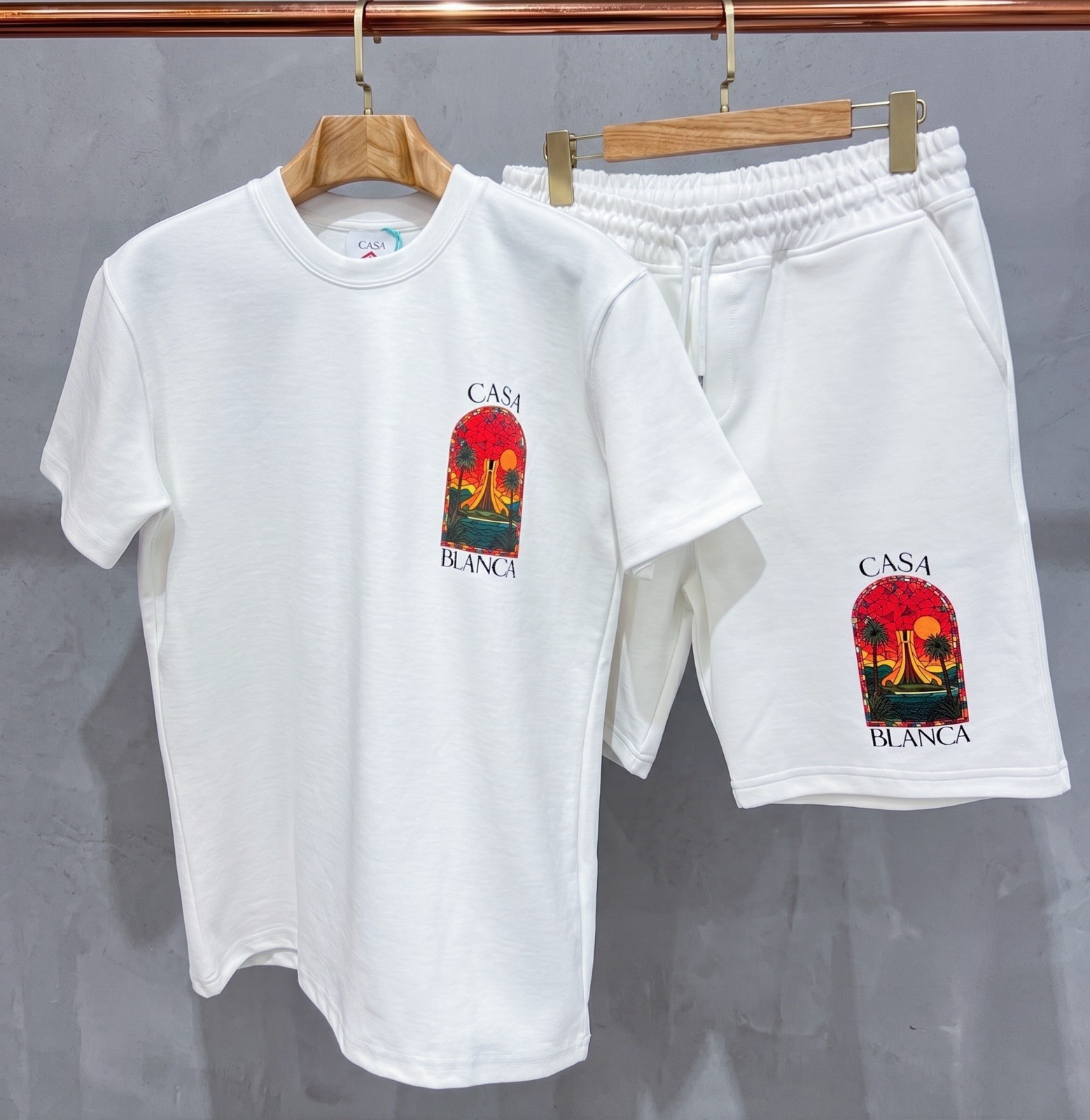 Casablanca Men’s White T-Shirt & Shorts Set Graphic Print Summer Outfit Size XXL Casablanca Men’s White T-Shirt & Shorts Set Graphic Print Summer Outfit Size XXL