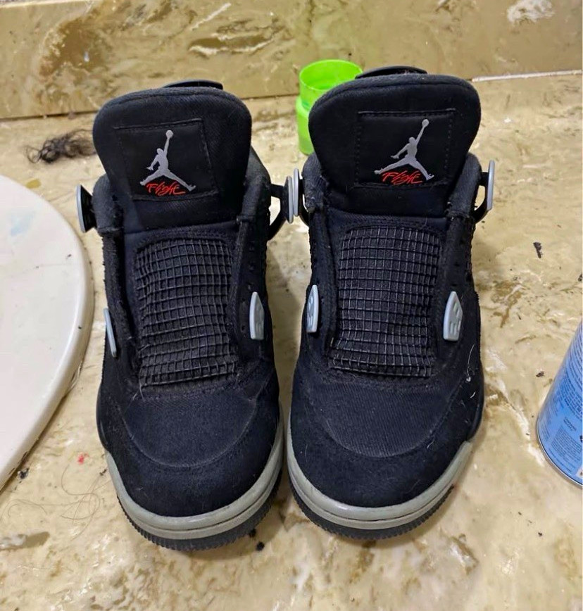 Jordan Air Jordan 4 Men\'s Mid Top Lace-Up Sneakers Black/Gray Athletic Jordan Air Jordan 4 Men\'s Mid Top Lace-Up Sneakers Black/Gray Athletic