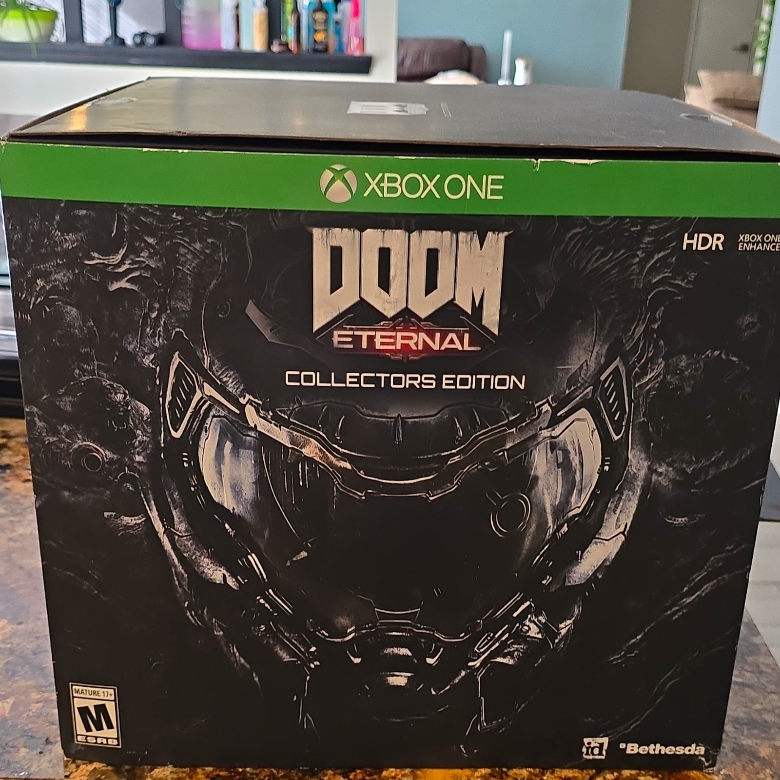 Bethesda DOOM Eternal Collector\'s Edition Helmet Faceplate/Decal Box Xbox One Bethesda DOOM Eternal Collector\'s Edition Helmet Faceplate/Decal Box Xbox One