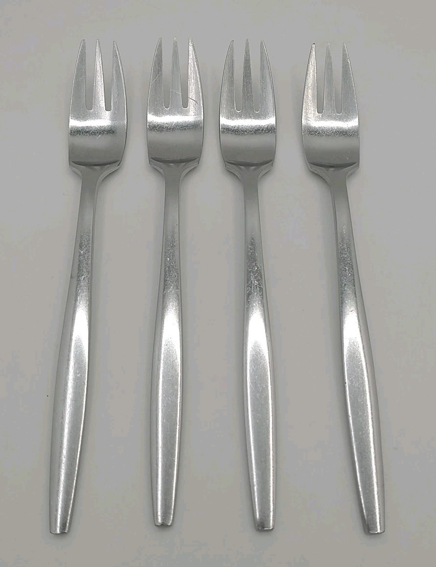 Set of 4 Dansk VARIATION V Germany Salad Forks Satin IHQ Stainless 6 1/2\ Set of 4 Dansk VARIATION V Germany Salad Forks Satin IHQ Stainless 6 1/2\