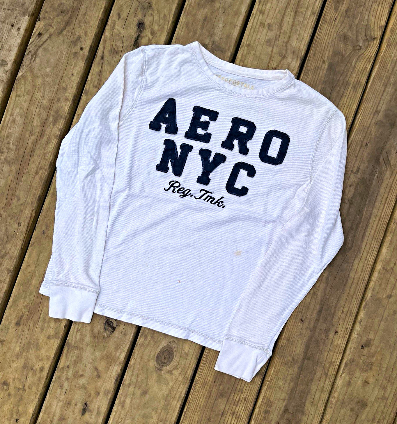 00s Aeropostale “Aero NYC” Logo Waffle-Knit Thermal 00s Aeropostale “Aero NYC” Logo Waffle-Knit Thermal