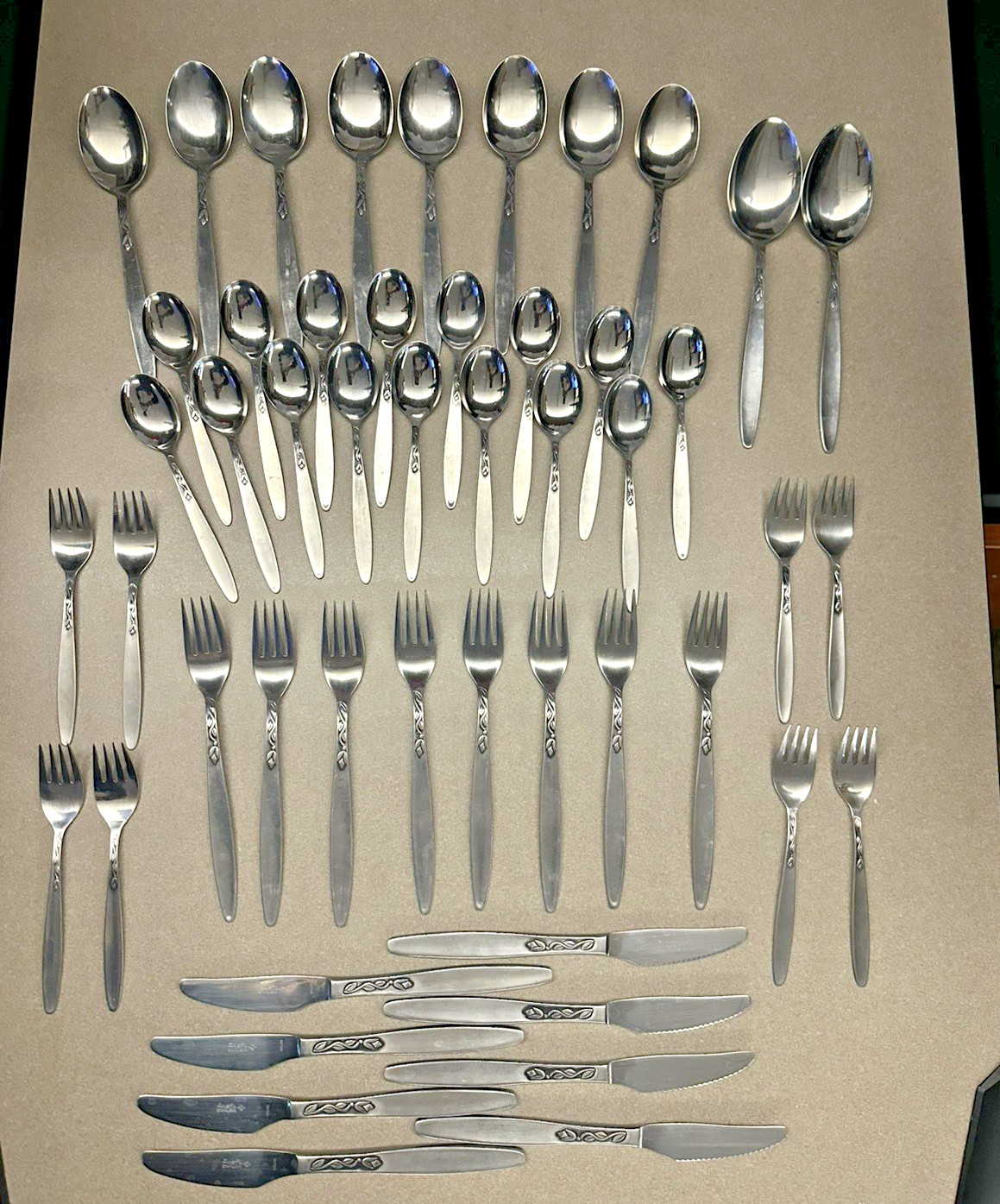 Vintage Amefa Holland Stainless Flatware 50 Pc Complete Service 8 Tulip Scroll
