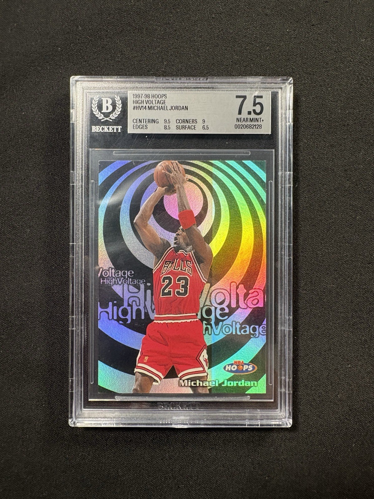 1997-98 Skybox Hoops High Voltage #HV14 Michael Jordan BGS 7.5 # 14 Of 20HV 1997-98 Skybox Hoops High Voltage #HV14 Michael Jordan BGS 7.5 # 14 Of 20HV