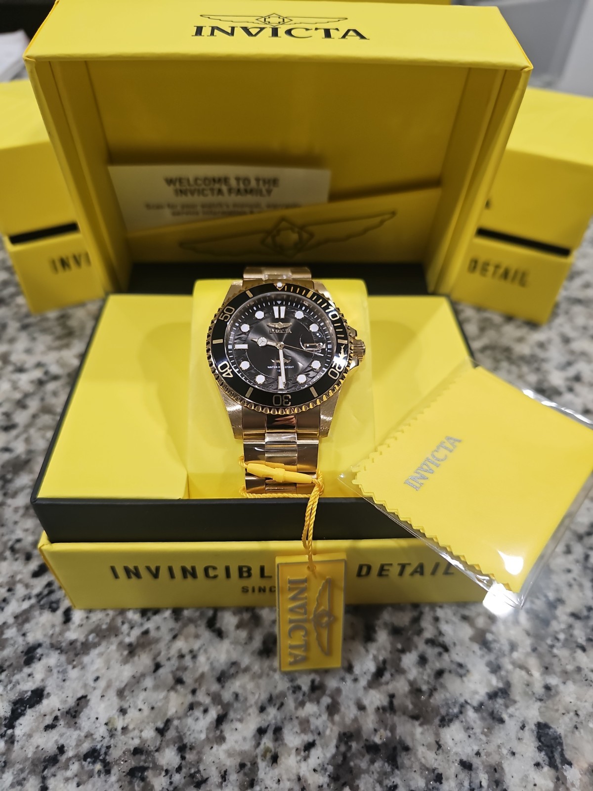 Retail $249.00 Invicta Pro Diver Currentwave Men's Watch - 43mm. Gold (30026)