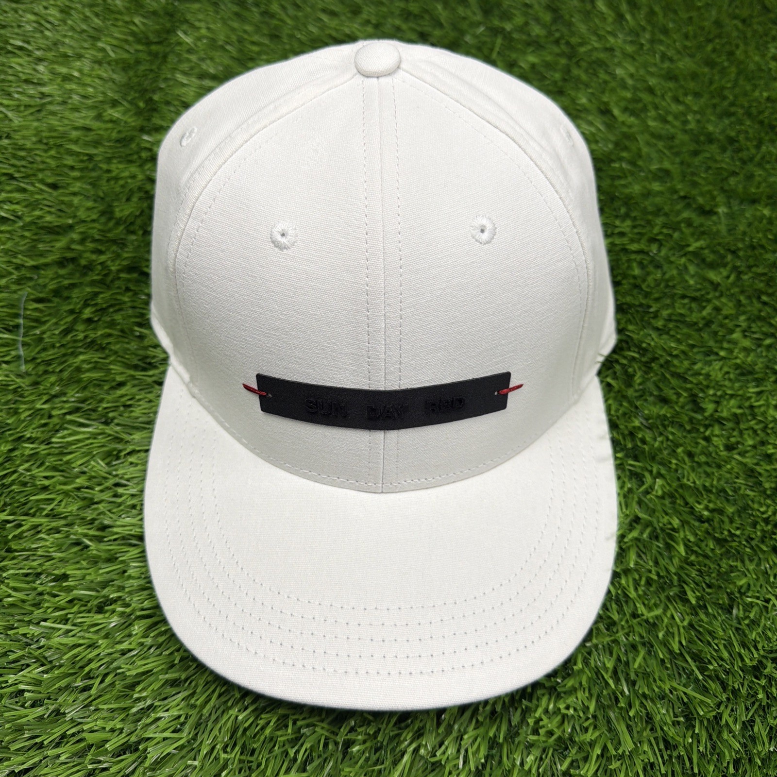 NWT RARE Sun Day Red TIGER WOODS Adjustable Hat CAH0014 JupiterMidIcon xs NWT RARE Sun Day Red TIGER WOODS Adjustable Hat CAH0014 JupiterMidIcon xs