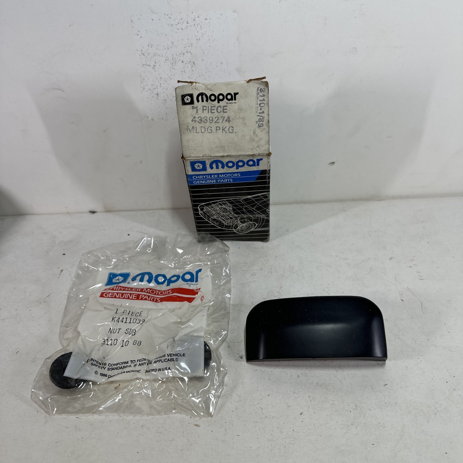 NOS Mopar MLDG PKG 4339274