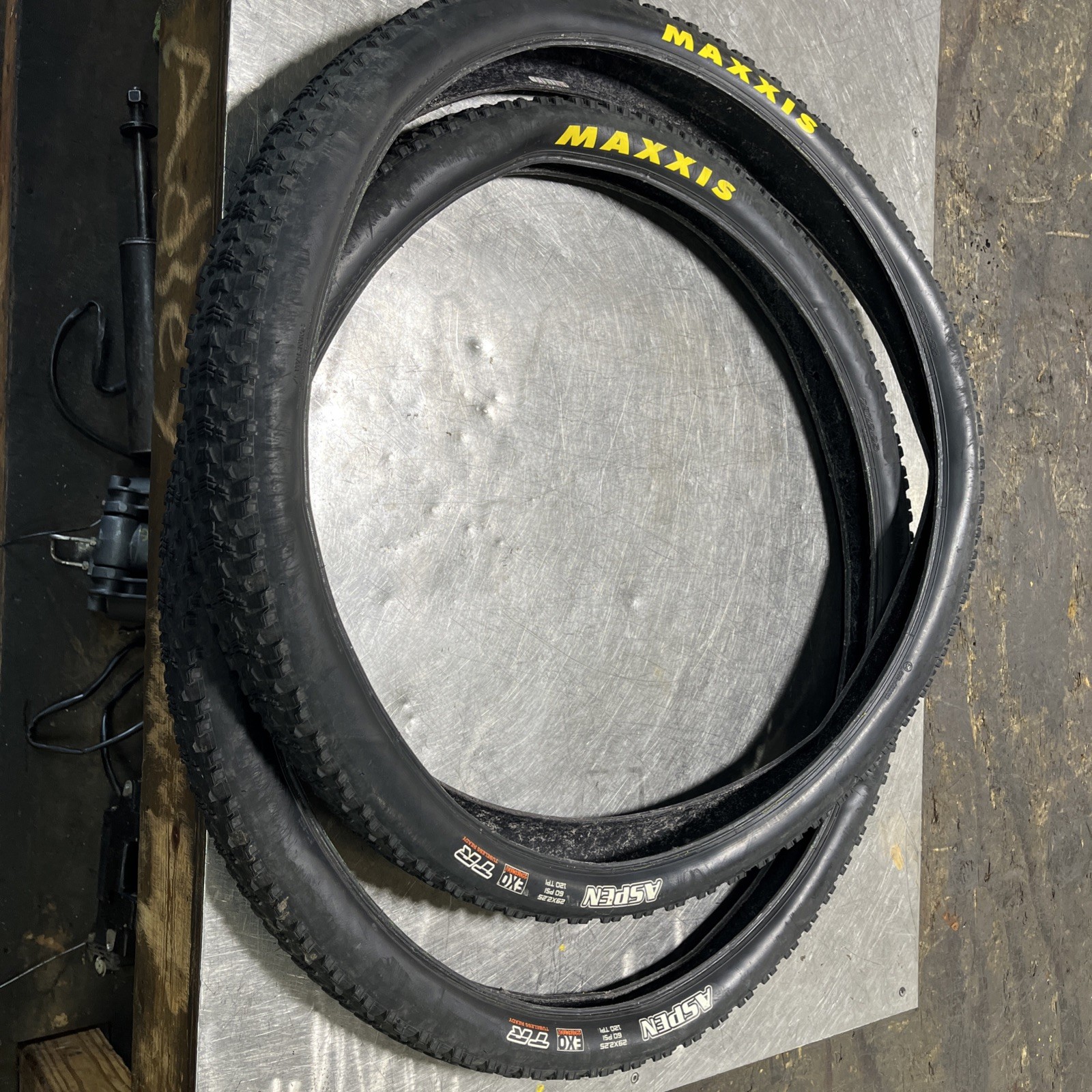 Maxxis Aspen 29x2.25 Mtb Tires Maxxis Aspen 29x2.25 Mtb Tires
