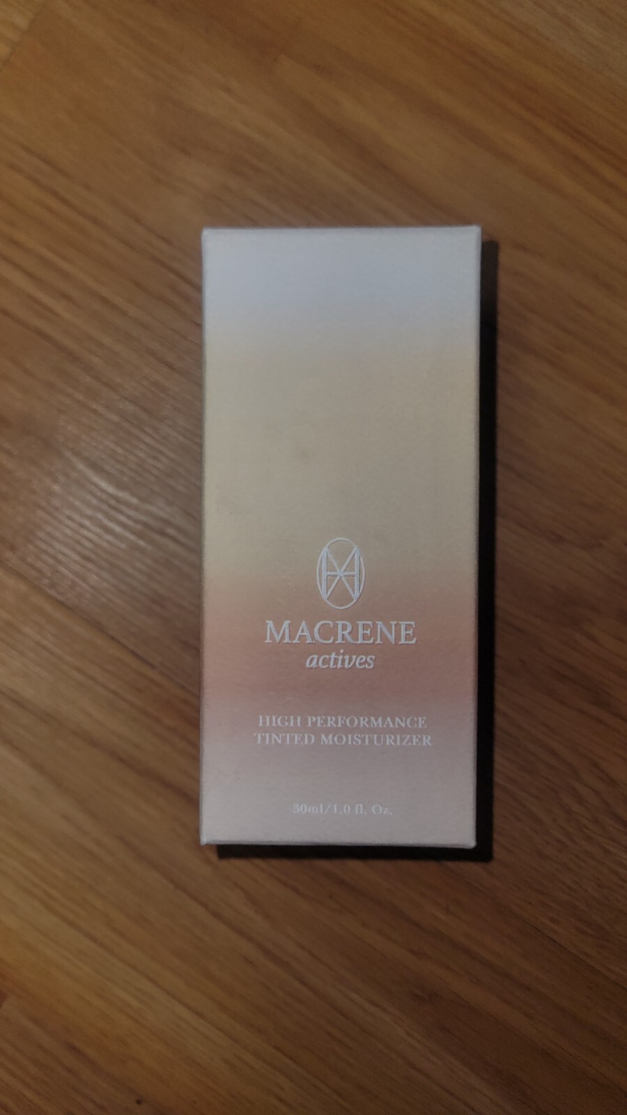 MACRENE Actives High Performance Tinted Moisturizer LIGHT 30mL