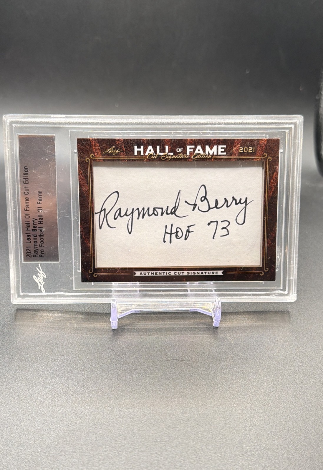 2007 TRISTAR Signa Cuts Cut Autographs - Raymond Berry 2007 TRISTAR Signa Cuts Cut Autographs - Raymond Berry