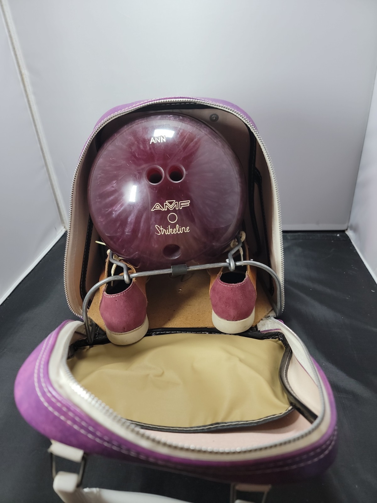 Retro Mid-Century Purple AMF Bowling Set - Gladding Bag & Lady Riviera Suede...
