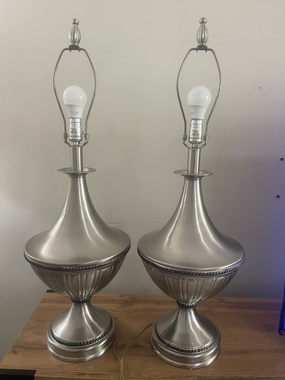 2 VINTAGE STIFFEL PEWTER TABLE LAMPS 37