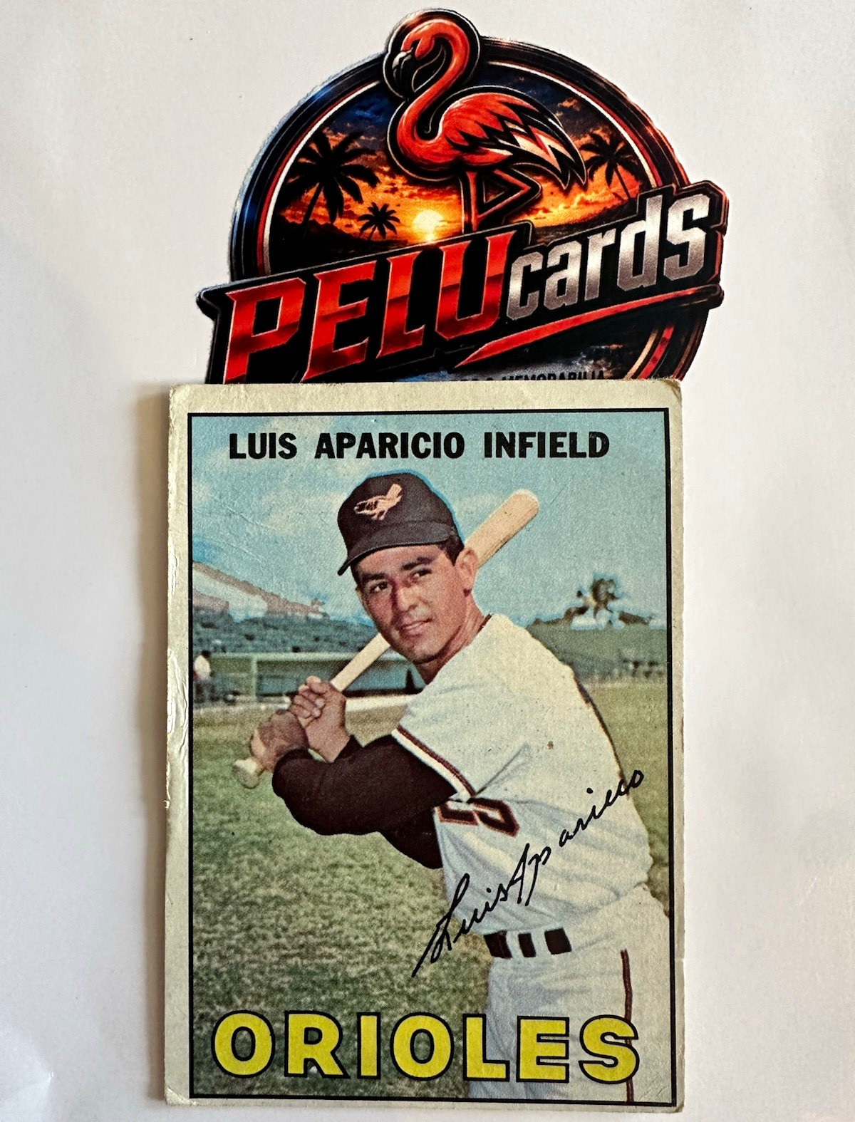 Topps 1967 Topps Luis Aparicio Autographed Base Set #60 Baltimore Orioles MLB Topps 1967 Topps Luis Aparicio Autographed Base Set #60 Baltimore Orioles MLB