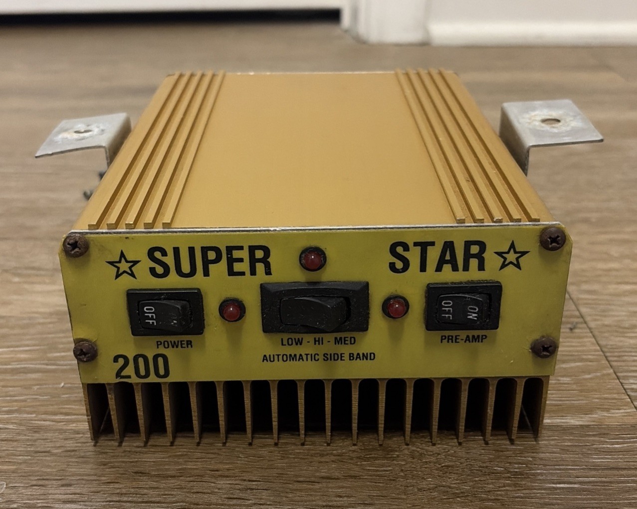 Vintage Super Star 200 AM/SSB CB Radio Linear Power Amplifier Tested Vintage Super Star 200 AM/SSB CB Radio Linear Power Amplifier Tested