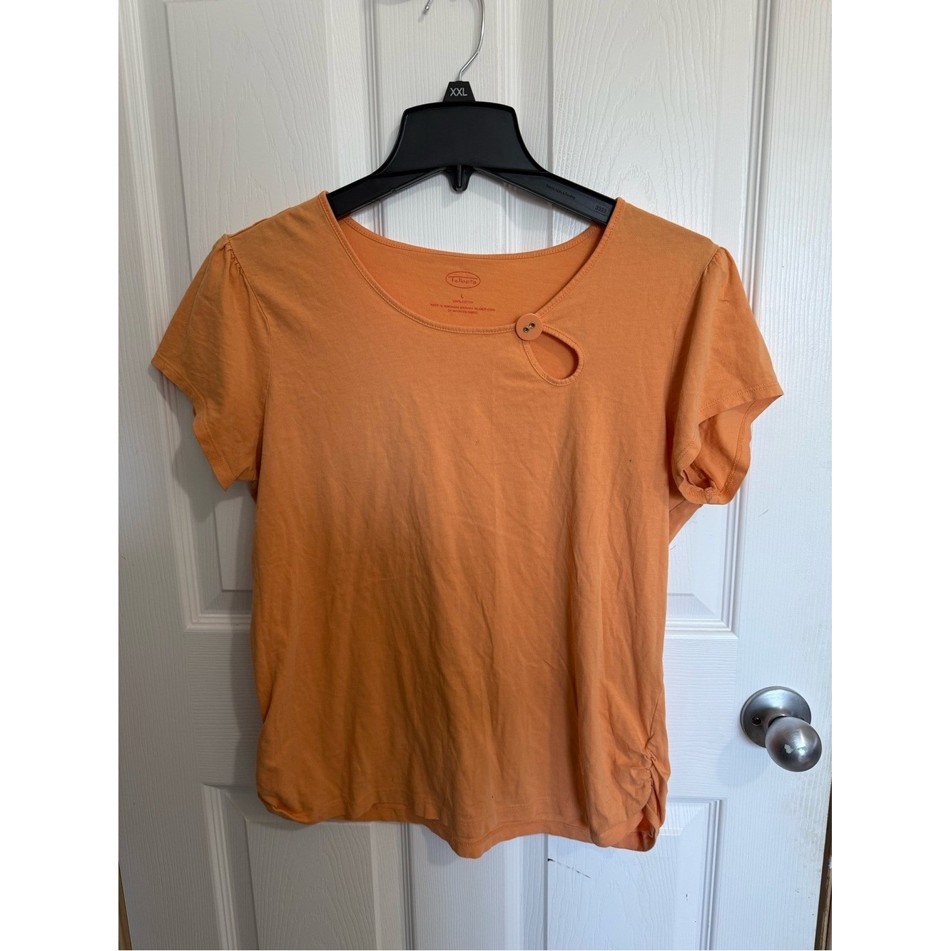 Vintage Talbots Women\'s Orange Short-Sleeve Top with Button Detail Vintage Talbots Women\'s Orange Short-Sleeve Top with Button Detail