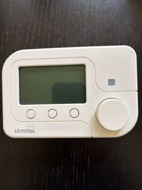 Leviton RC 2000 (Omnistat-2) Communicating Thermostat White Leviton RC 2000 (Omnistat-2) Communicating Thermostat White