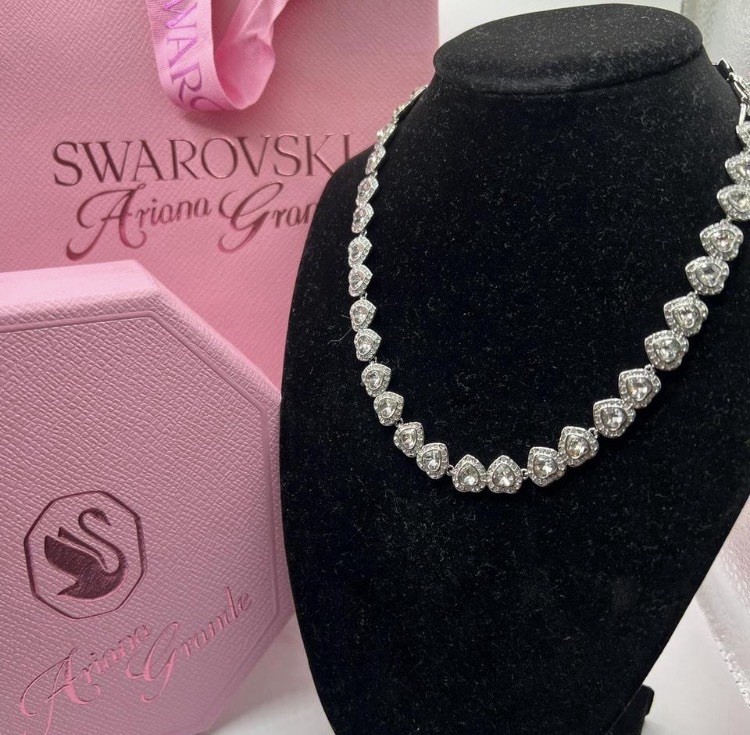 Swarovski Ariana Grande Tennis Necklace Mixed cuts, Heart Rhodium plated 5720857 Swarovski Ariana Grande Tennis Necklace Mixed cuts, Heart Rhodium plated 5720857