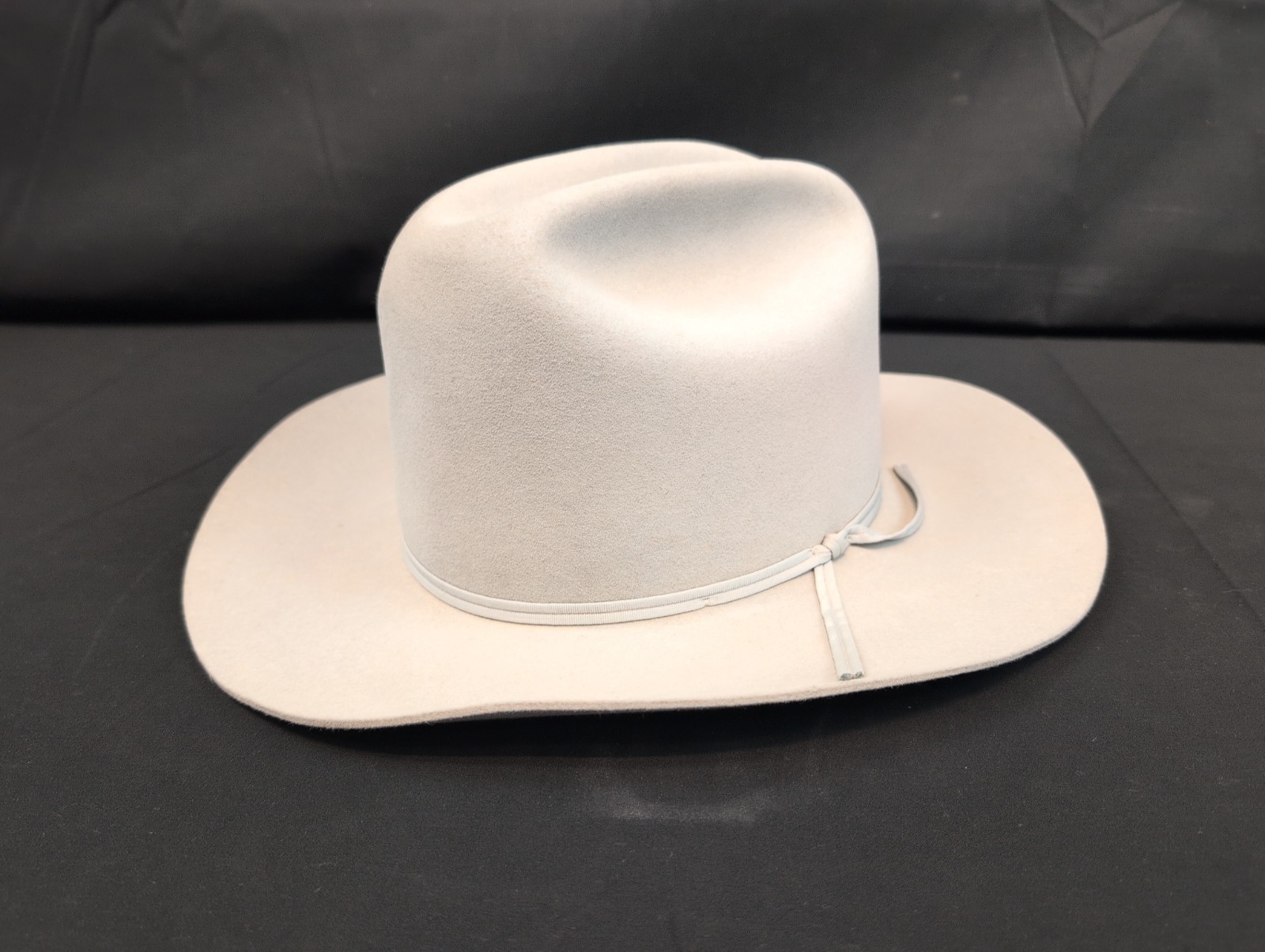 Vtg Resistol 5X Beaver Cattleman Cowboy Hat 7 Sterling 3 Inch Brim Vtg Resistol 5X Beaver Cattleman Cowboy Hat 7 Sterling 3 Inch Brim