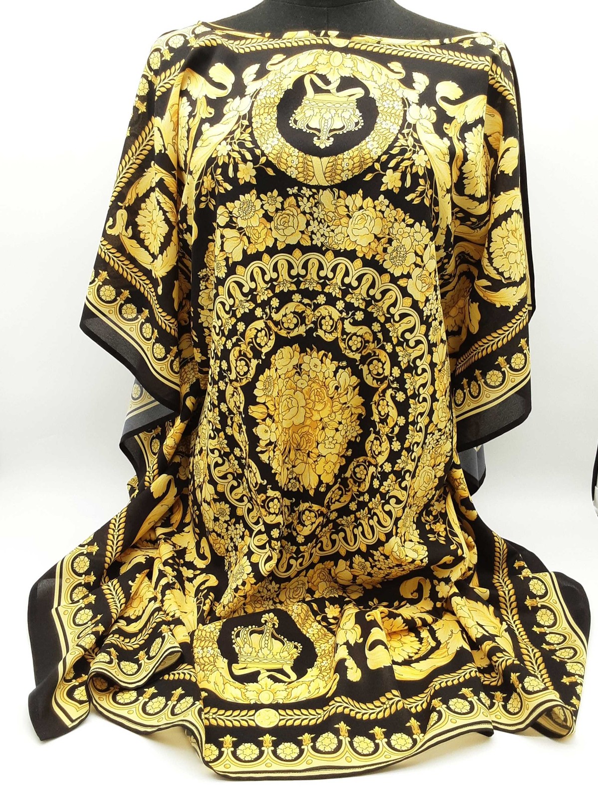 Versace Floral Baroque Black Gold Cold Shoulder Poncho Blouse Do0826porde Versace Floral Baroque Black Gold Cold Shoulder Poncho Blouse Do0826porde
