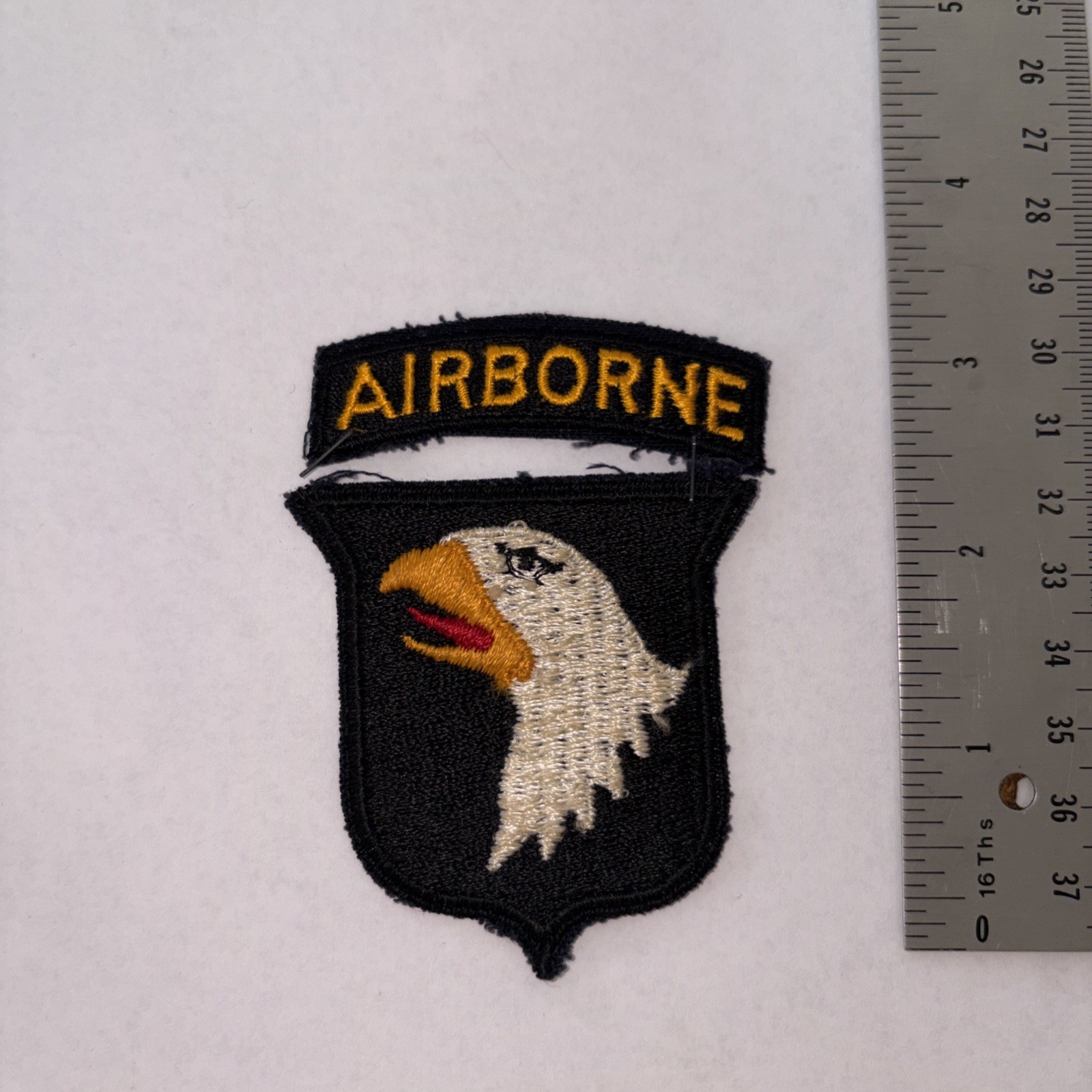 Vintage 101st Airborne Patch & Tab Cut Edge Screaming Eagle 1950s Vietnam War Vintage 101st Airborne Patch & Tab Cut Edge Screaming Eagle 1950s Vietnam War