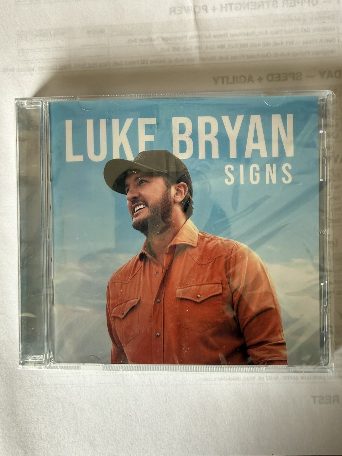 SIGNED Luke Bryan Signs AUTOGRAPHED CD DRINK EDITION NEW Limited 1000 SIGNED Luke Bryan Signs AUTOGRAPHED CD DRINK EDITION NEW Limited 1000