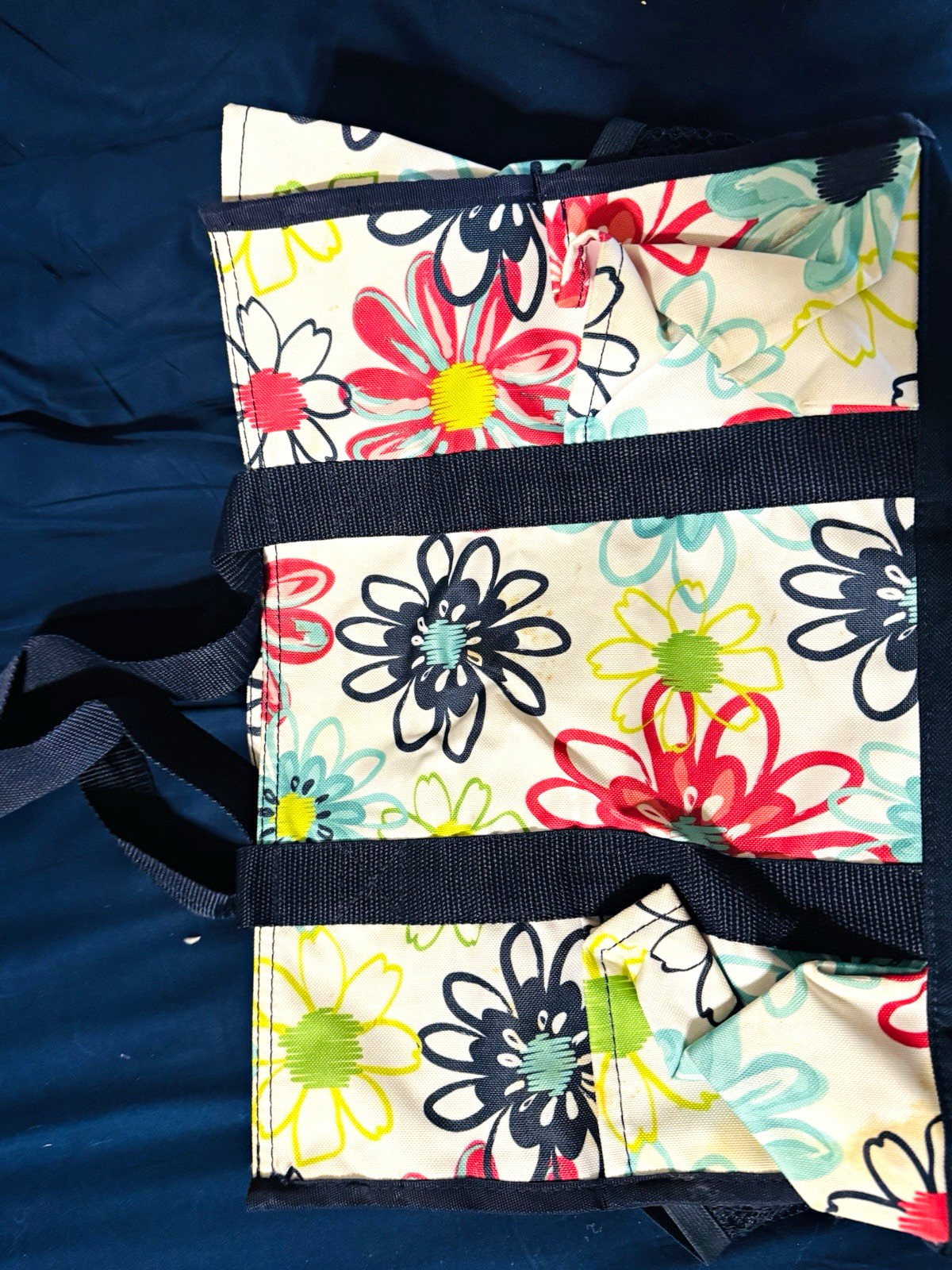 Thirty-One RETIRED PRINT Floral Organizing Tote Zip Top w/ Mesh Pocket Tote Thirty-One RETIRED PRINT Floral Organizing Tote Zip Top w/ Mesh Pocket Tote