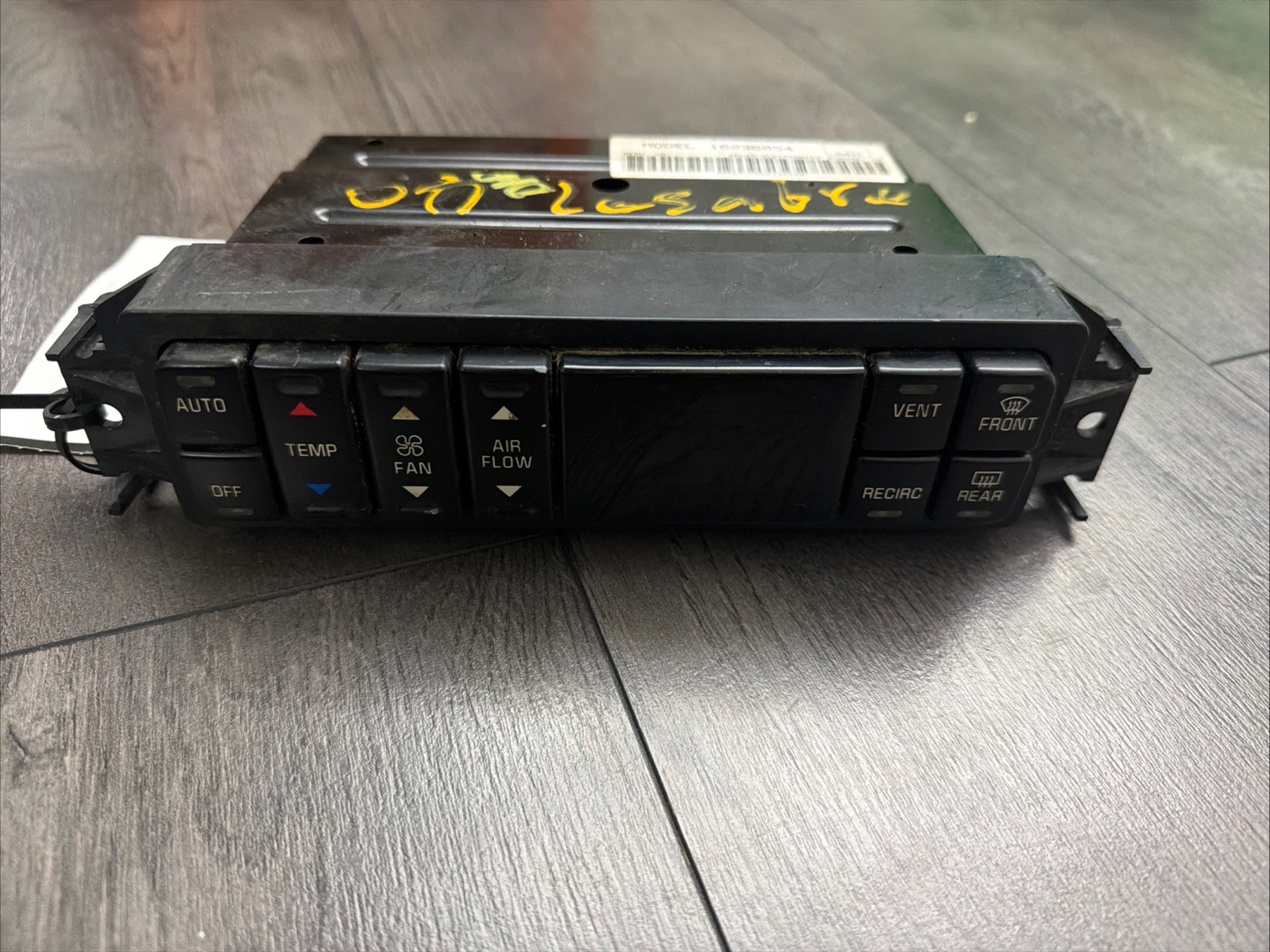 2000-2005 Buick Lesabre Temperature Control Unit OEM 16236054