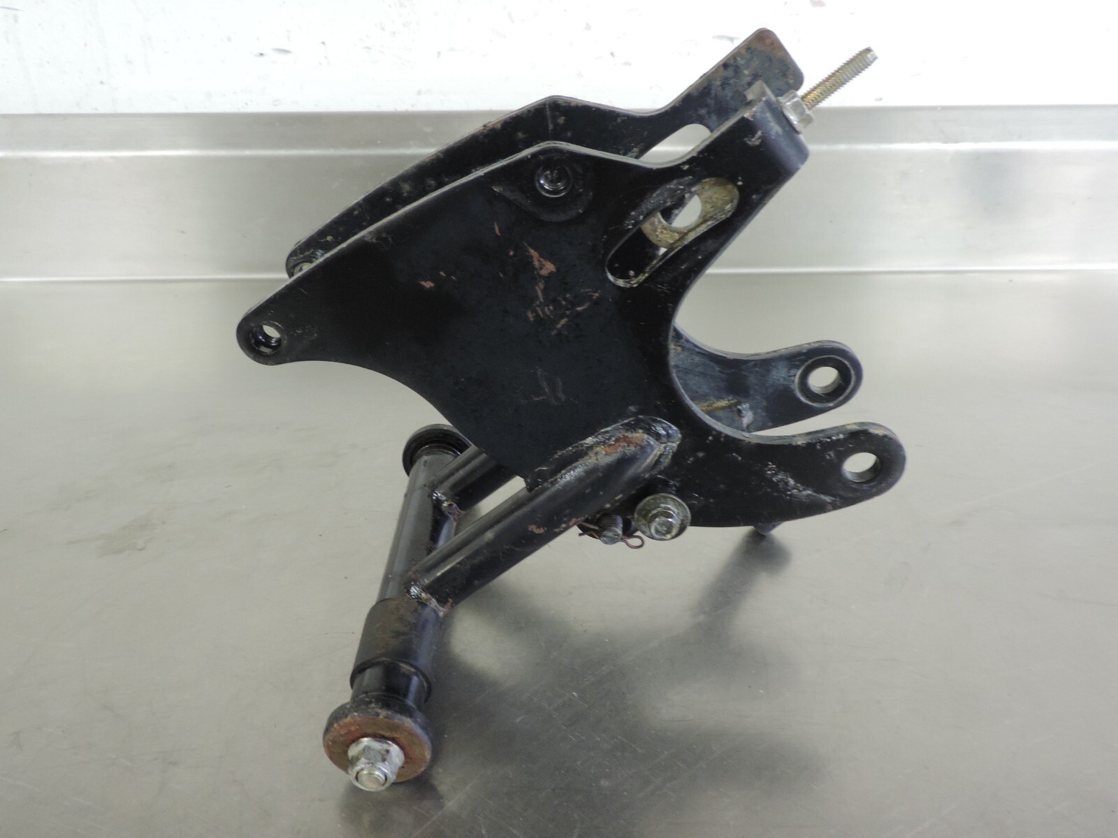 2001 E-TON Eton Rascal 40 Rear Swingarm 2001 E-TON Eton Rascal 40 Rear Swingarm