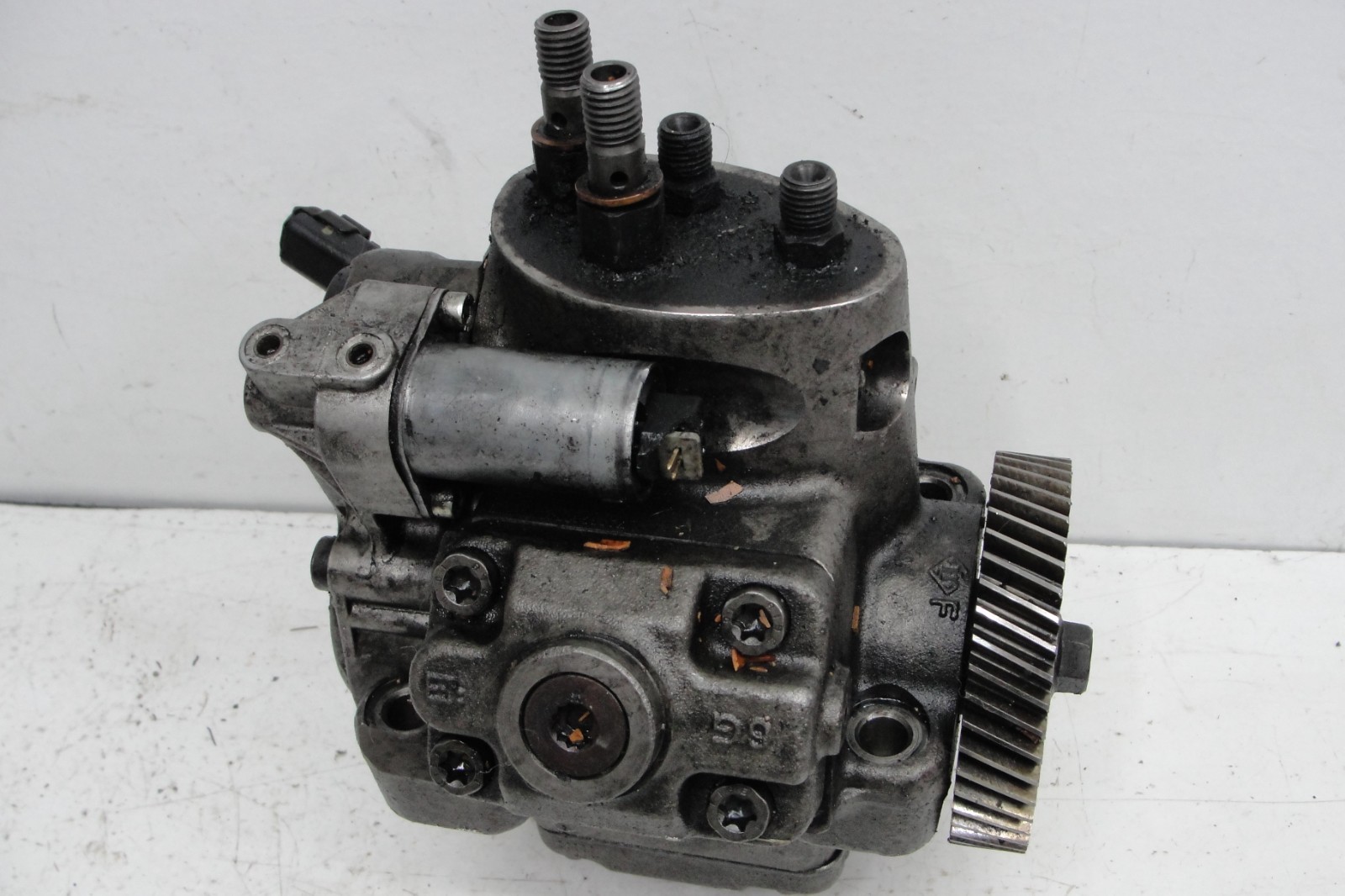 Ford F250 F350 F450 6.4L V8 diesel engine HPOP HIGH PRESSURE OIL PUMP 08-10 OEM