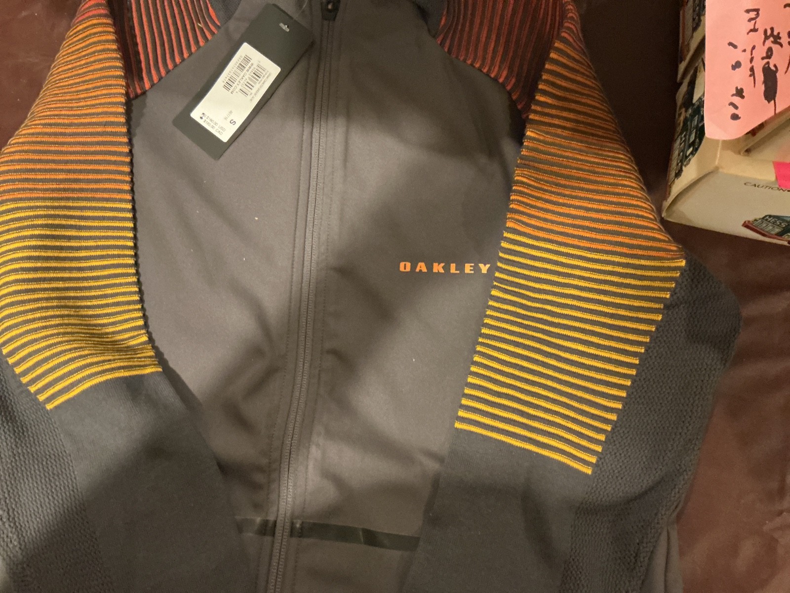 oakley jacket size small oakley jacket size small
