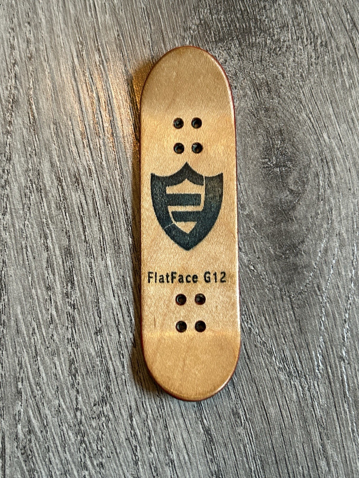 Vintage FlatFace G12 Fingerboard 2009 30mm - Like New Condition Vintage FlatFace G12 Fingerboard 2009 30mm - Like New Condition
