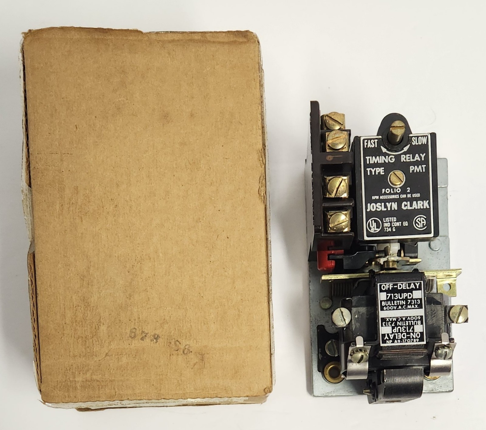 Joslyn Clark 713UPD-76 PMT Pneumatic Timing Relay - 10 Amp, 600 VAC - Open Box Joslyn Clark 713UPD-76 PMT Pneumatic Timing Relay - 10 Amp, 600 VAC - Open Box