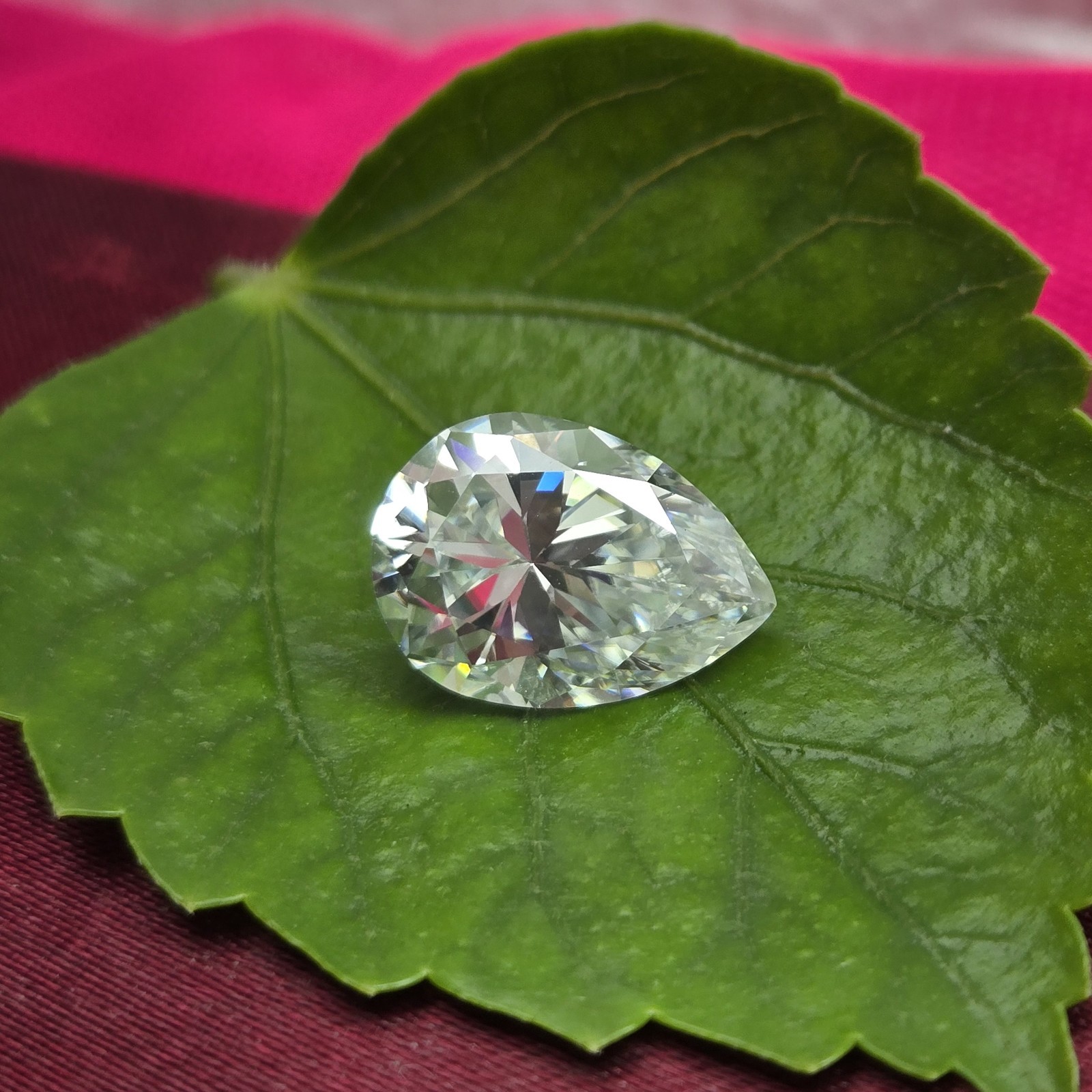 Certified Pear Cut 10 Ct Lab Grown Diamond Solitaire Making White Gold Gemstone