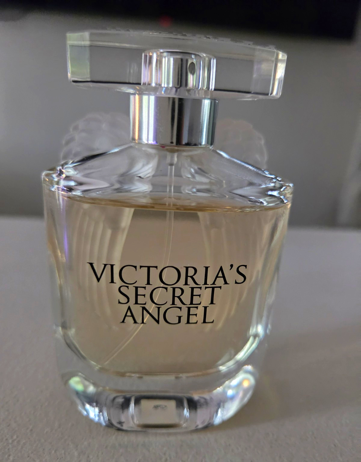 Victoria\'s Secret Angel Perfume 1.7 fl oz Regular Size New Without Box Victoria\'s Secret Angel Perfume 1.7 fl oz Regular Size New Without Box
