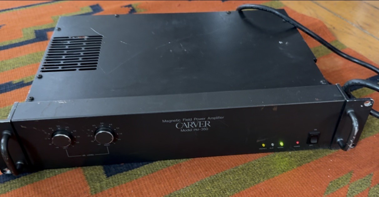 Carver PM-350 Magnetic Field Power Amplifier Carver PM-350 Magnetic Field Power Amplifier